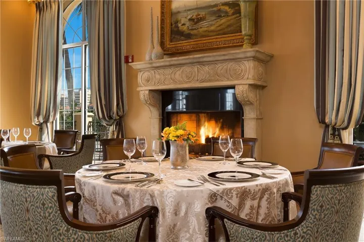 HARBOURVIEW ROOMYou may desire a more formal setting in the Harbourview Room, complete with a fireplace and overlooking the deepwater marina. Gulf Harbour also offers numerous social events throughout the year. Karaoke nights, pool parties, barbecues, dinner dances, and holiday parties are just a few that Members can enjoy.