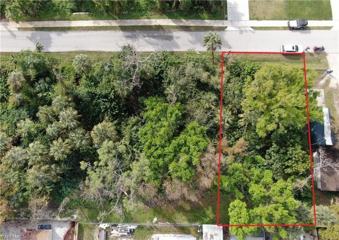546  Clark  ST, North Fort Myers, FL 33903