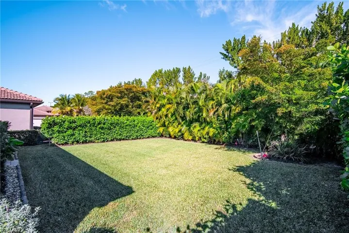 14329  Tuscany Pointe  CV, Naples, FL 34120