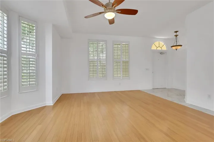 6284 Towncenter Cir, Naples, Florida 34119