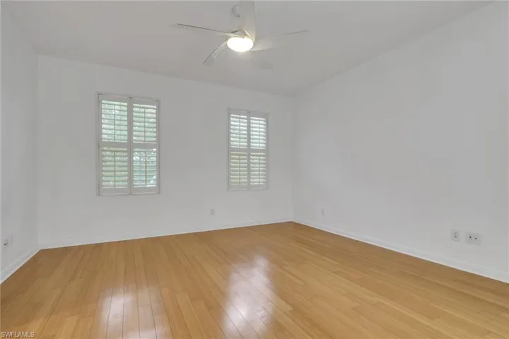 6284 Towncenter Cir, Naples, Florida 34119