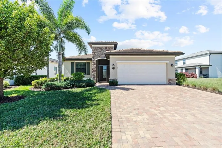 9251  Woodhurst  DR, Naples, FL 34120