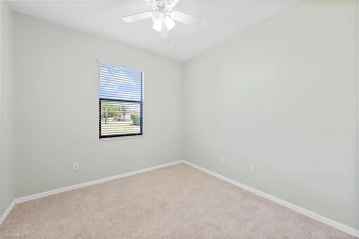 9251  Woodhurst  DR, Naples, FL 34120