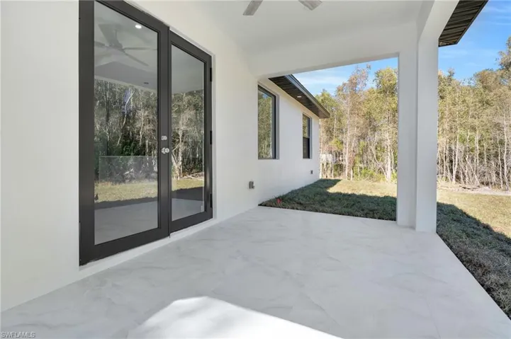 View of patio / terrace featuring ceiling fan
