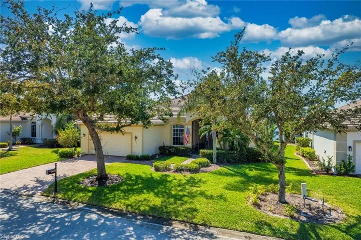 16187 Coco Hammock Way, Fort Myers, Florida 33908