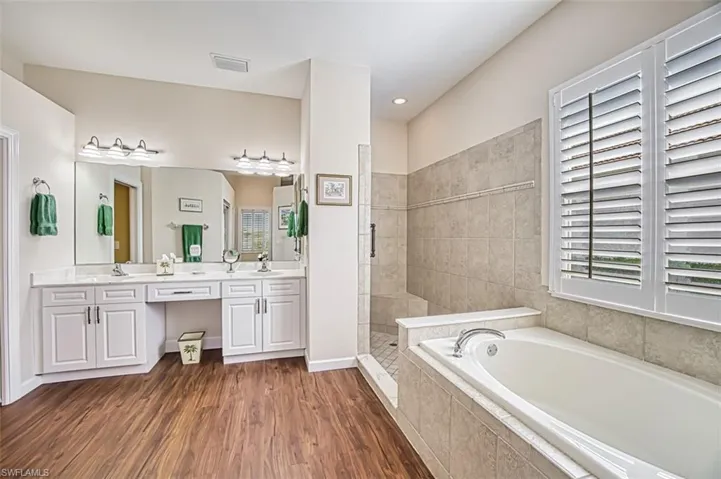 16187 Coco Hammock Way, Fort Myers, Florida 33908