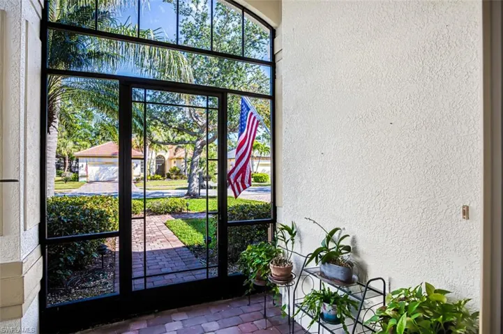 16187 Coco Hammock Way, Fort Myers, Florida 33908