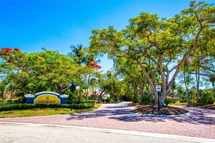16187 Coco Hammock Way, Fort Myers, Florida 33908