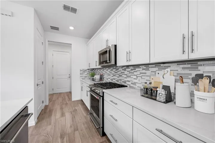 20039 Kingmont Dr, Estero, Florida 33928