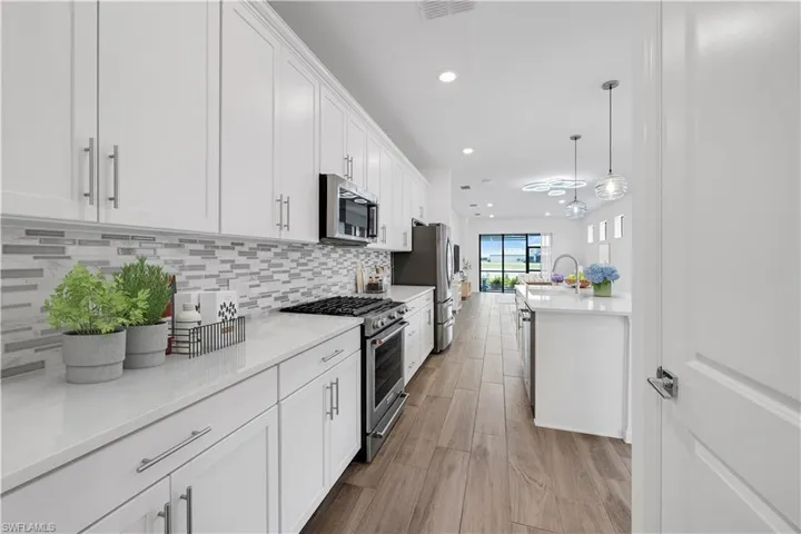 20039 Kingmont Dr, Estero, Florida 33928