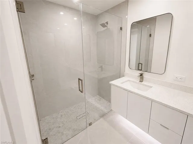 2529 Nw 19th Pl, Cape Coral, Florida 33993