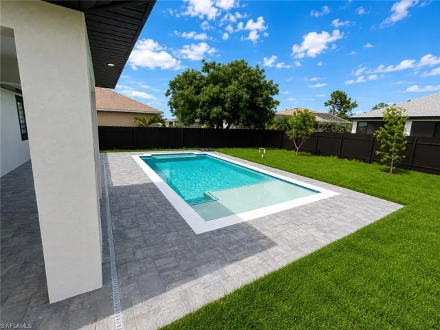 2529 Nw 19th Pl, Cape Coral, Florida 33993