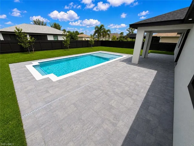 2529 Nw 19th Pl, Cape Coral, Florida 33993