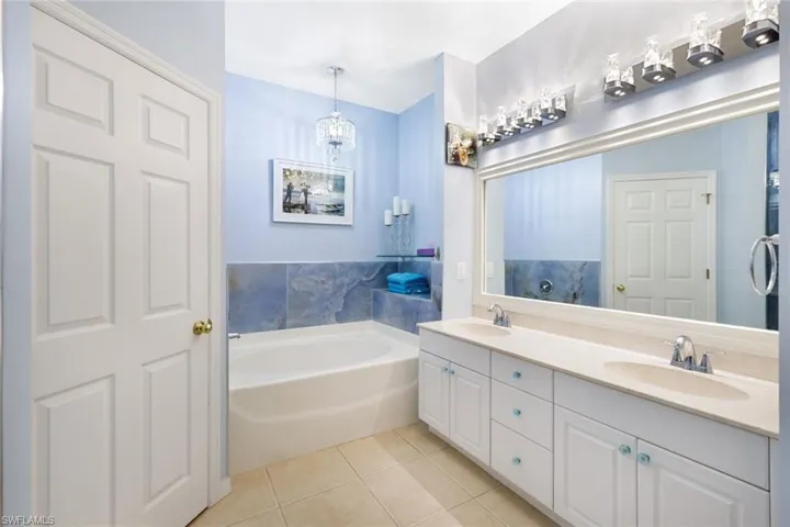 11860  Bayport  LN, Fort Myers, FL 33908