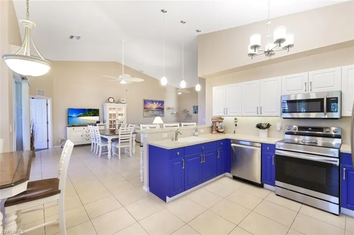 11860  Bayport  LN, Fort Myers, FL 33908