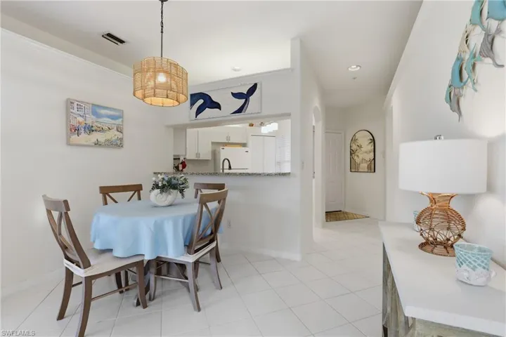 1290  Sweetwater  CV, Naples, FL 34110