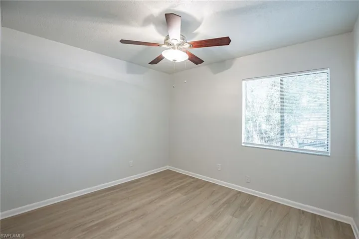 4605  Bayshore  DR, Naples, FL 34112
