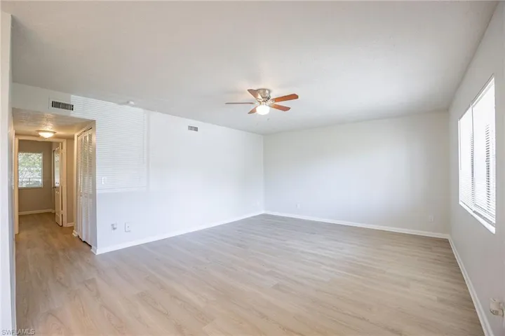 4605  Bayshore  DR, Naples, FL 34112