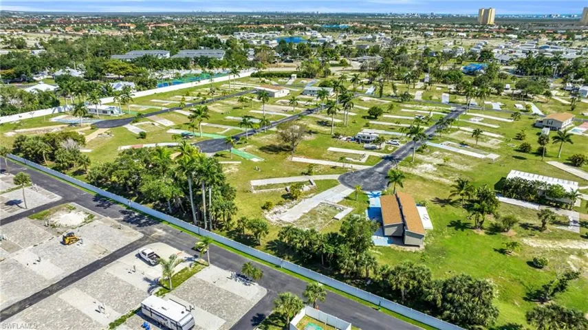 19  Cottonwood  DR, Fort Myers, FL 33908