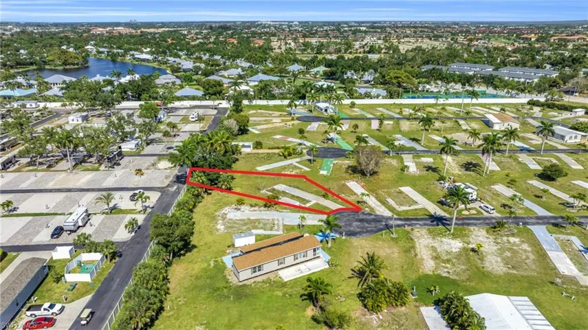 19  Cottonwood  DR, Fort Myers, FL 33908