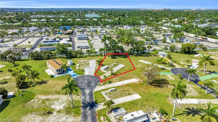 19  Cottonwood  DR, Fort Myers, FL 33908