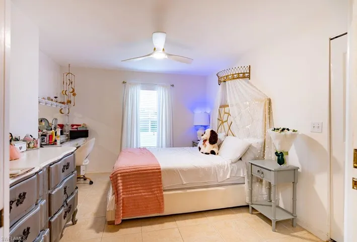 439 Saint Andrews Blvd 145-0, Naples, Florida 34113