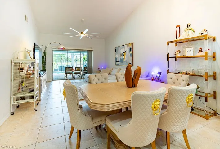 439 Saint Andrews Blvd 145-0, Naples, Florida 34113