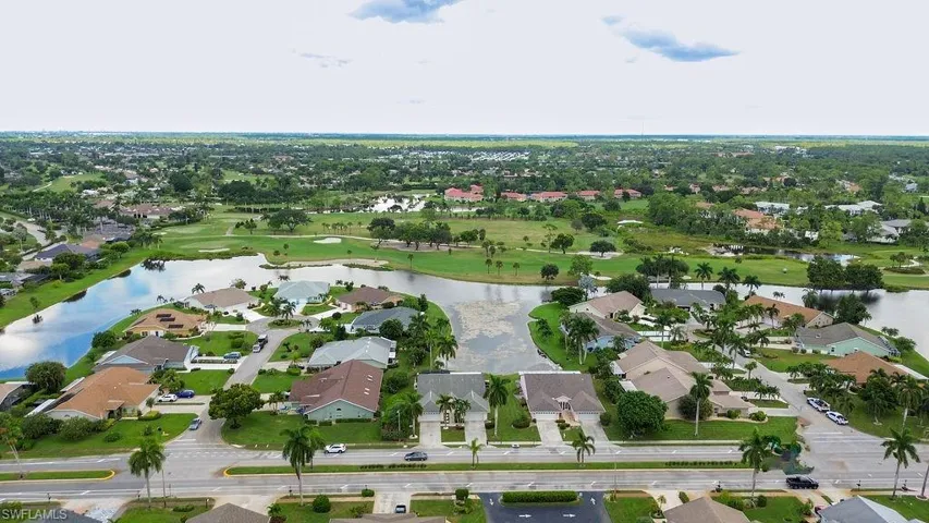 439 Saint Andrews Blvd 145-0, Naples, Florida 34113