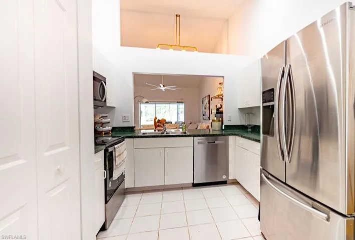 439 Saint Andrews Blvd 145-0, Naples, Florida 34113