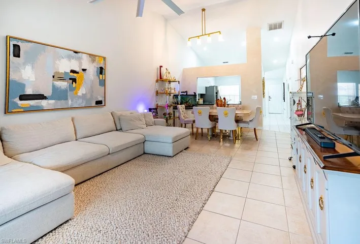 439 Saint Andrews Blvd 145-0, Naples, Florida 34113