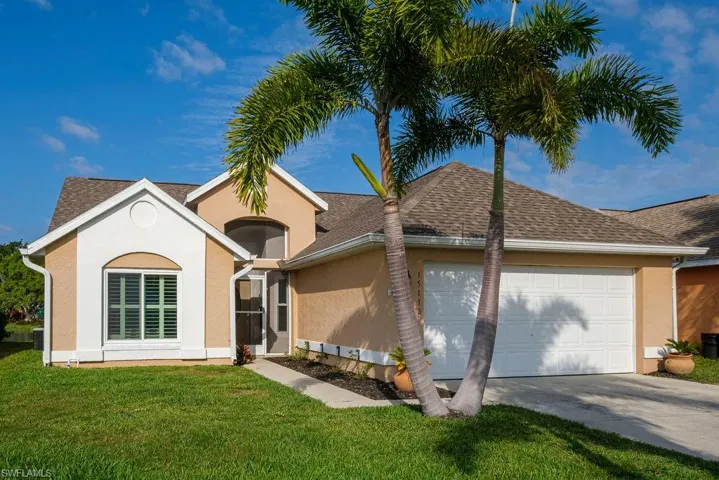 Front view of home