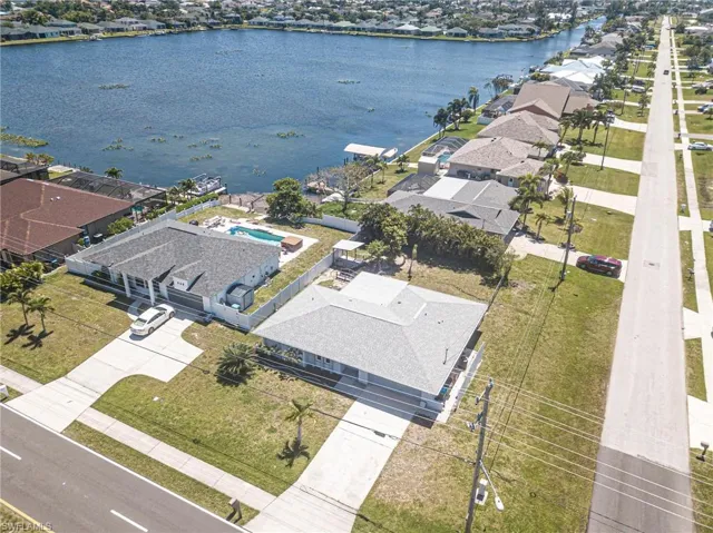 Nice corner location in an established waterfront neighborhood!