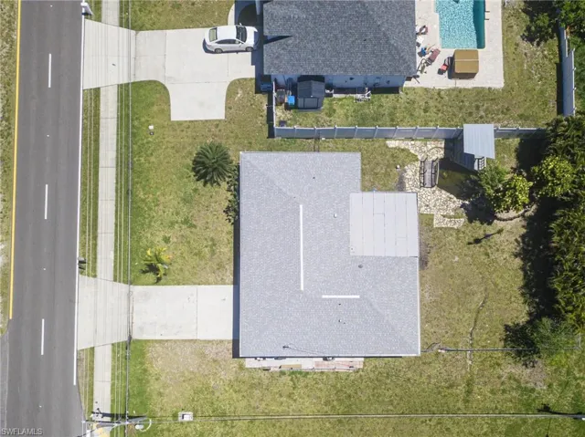 524 Trafalgar Pkwy, Cape Coral Fl 33991