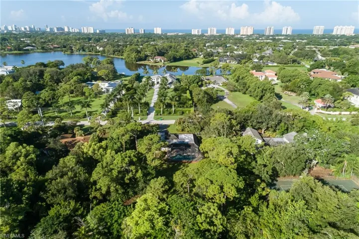 458 Ridge Dr, Naples, Florida 34108