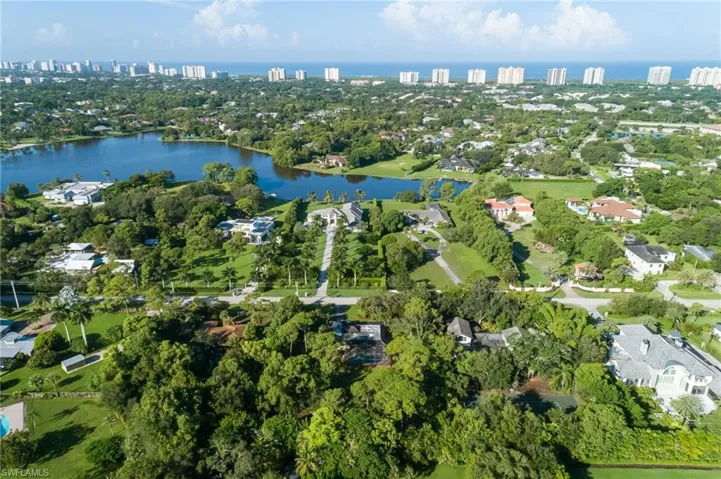 458 Ridge Dr, Naples, Florida 34108