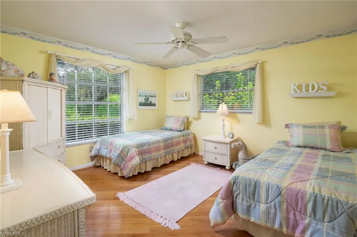 458 Ridge Dr, Naples, Florida 34108