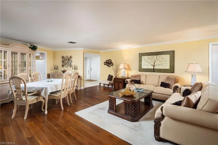 458 Ridge Dr, Naples, Florida 34108