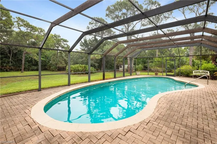 458 Ridge Dr, Naples, Florida 34108