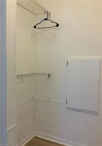 Oversized dbl walk in closet