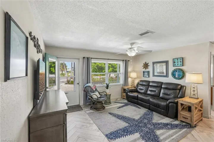 3050 York Rd, Other, Florida 33956