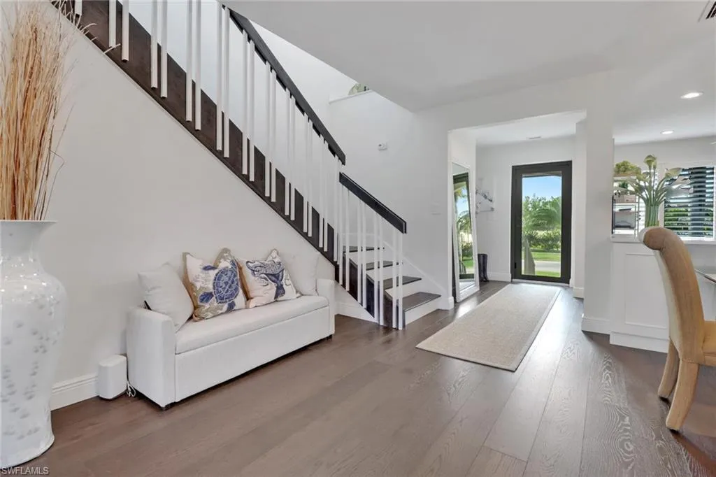 605 8th AVE, Naples, FL 34102,225003857