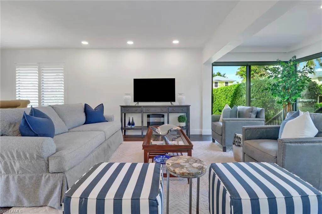 605 8th AVE, Naples, FL 34102,225003857