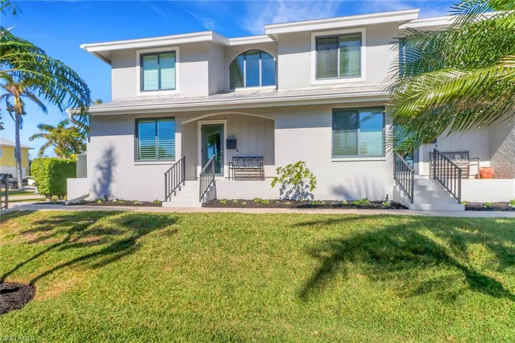 605 8th AVE, Naples, FL 34102,225003857