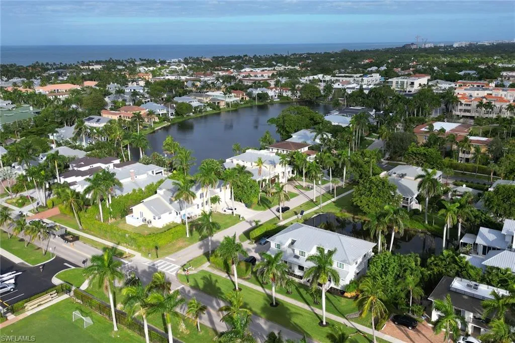 605 8th AVE, Naples, FL 34102,225003857