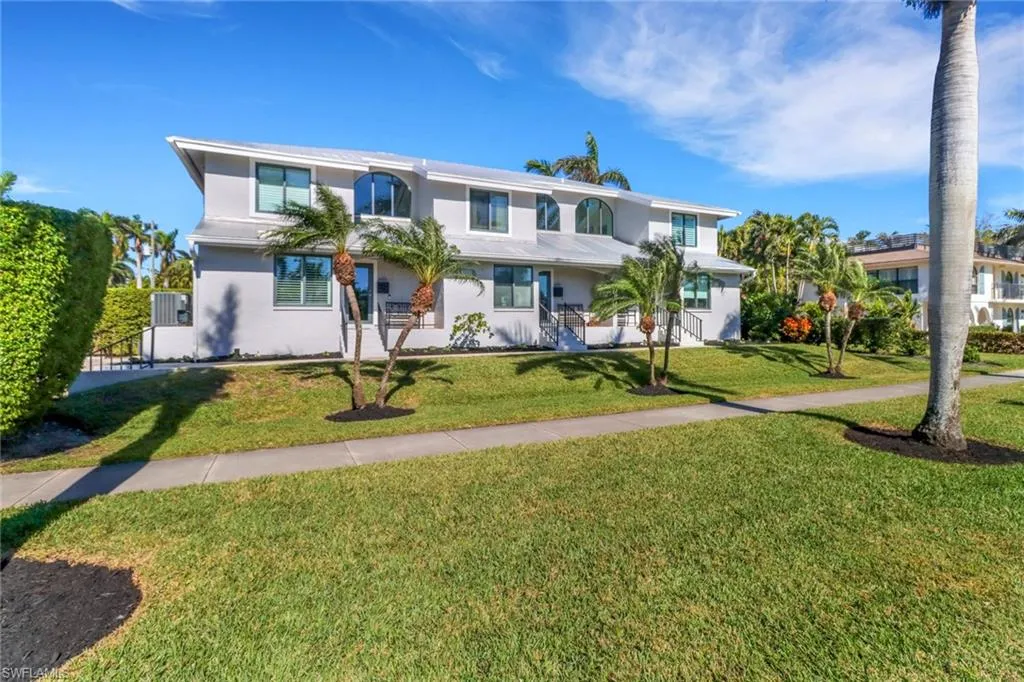 605 8th AVE, Naples, FL 34102,225003857