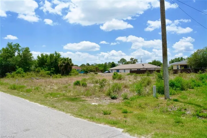 4507 27th St Sw, Lehigh Acres, Florida 33973