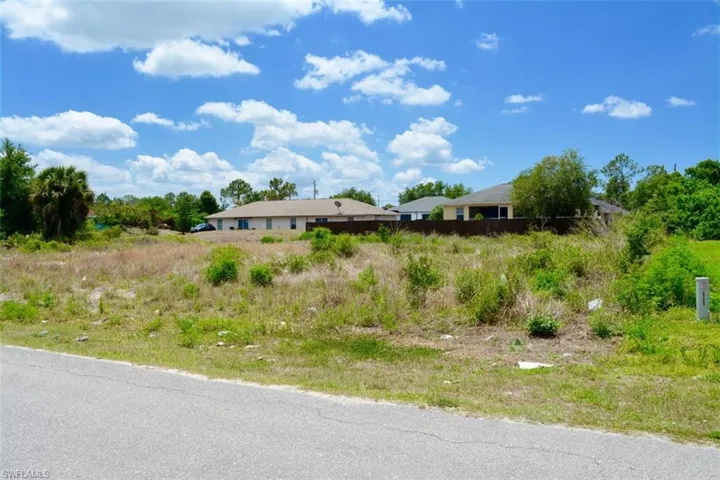 4507 27th St Sw, Lehigh Acres, Florida 33973