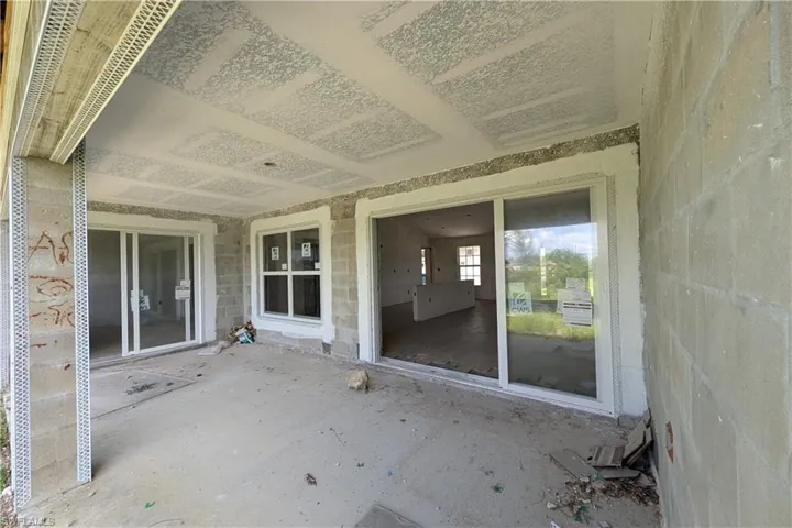 1813 Nw 20th Ter, Cape Coral, Florida 33993