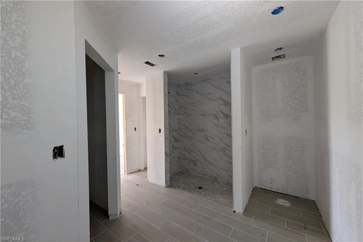1813 Nw 20th Ter, Cape Coral, Florida 33993