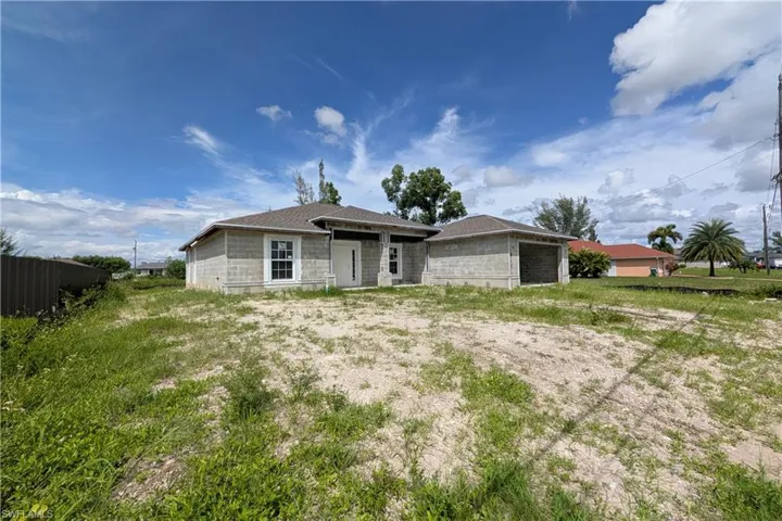 1813 Nw 20th Ter, Cape Coral, Florida 33993
